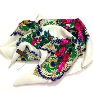 FASHION SCARVES Floral Printed Wool Scarf, cream and pink